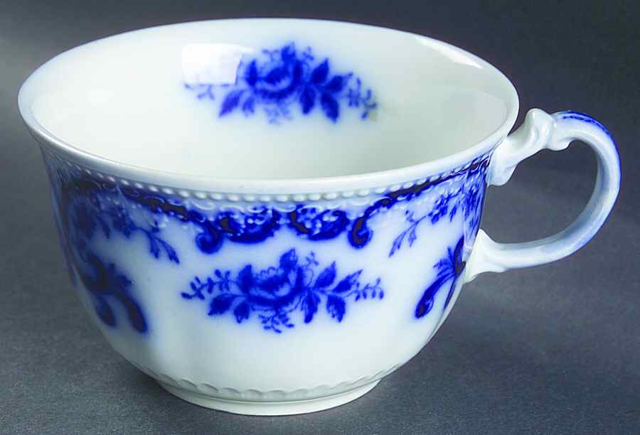 Portman Oversized Cup by Grindley-1