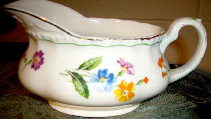 The Primula Gravy Boat by Grindley-1