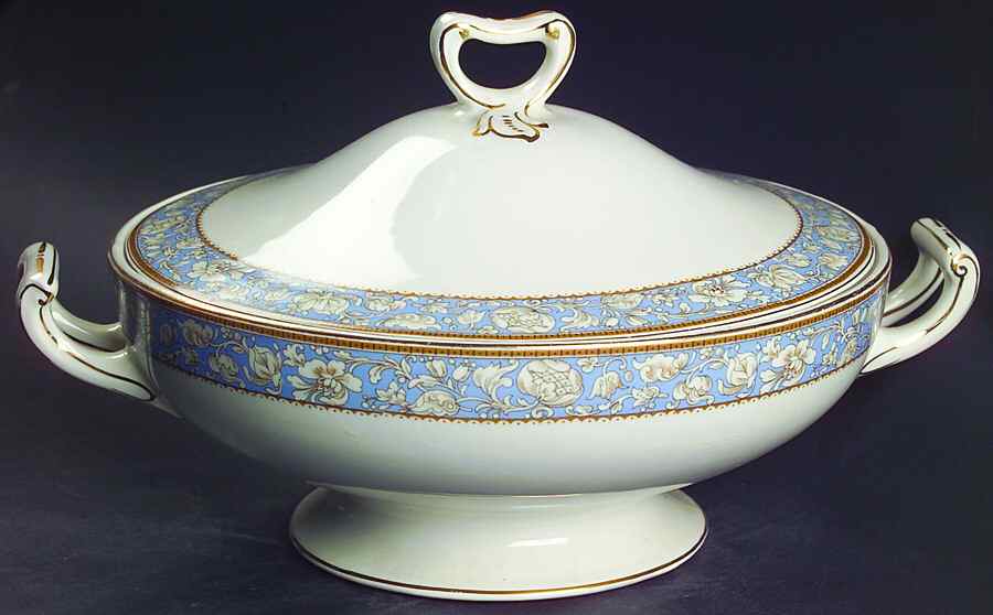 Sefton Round Covered Vegetable by Grindley-1