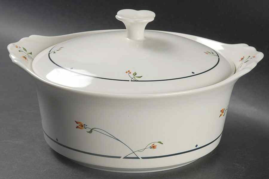 Ariana 1.5 Qt Round Covered Casserole by Gorham-1
