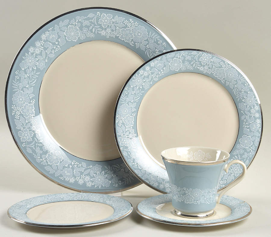 Blue Bouquet 5 Piece Place Setting by Gorham-1