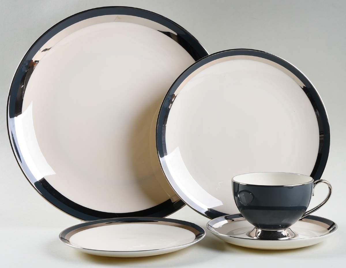 Black Contessa 5 Piece Place Setting by Gorham-1