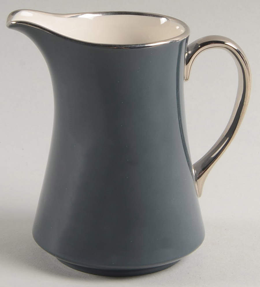 Black Contessa Creamer by Gorham-1
