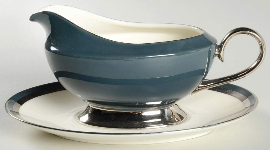 Black Contessa Gravy Boat & Underplate by Gorham-1