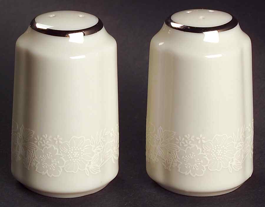 Bridal Bouquet Salt & Pepper Set by Gorham-1
