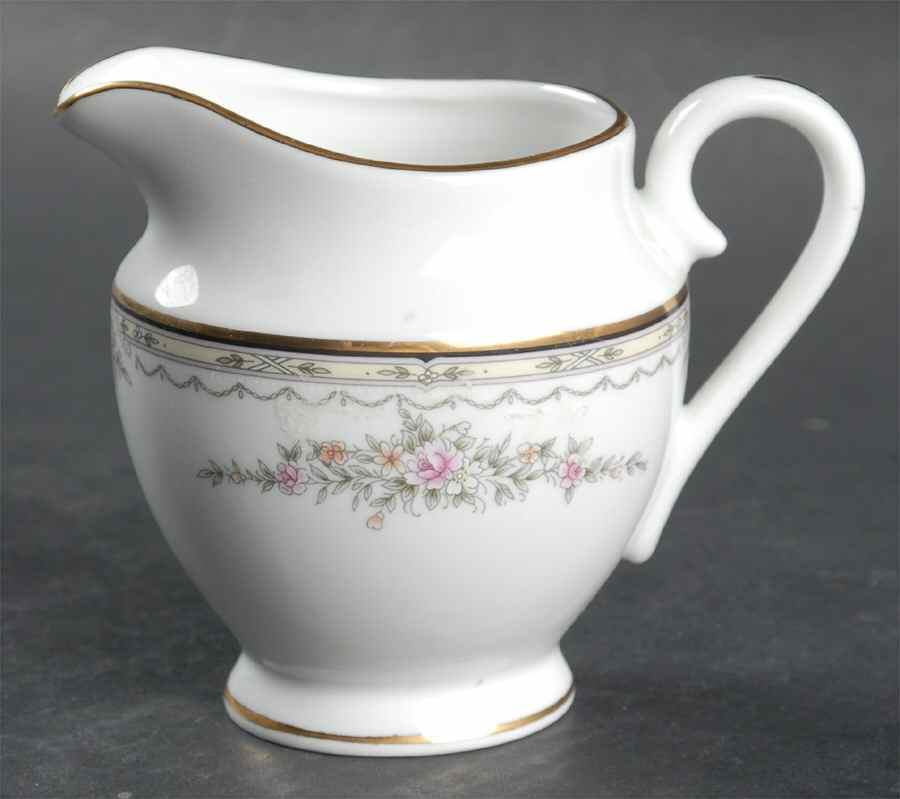 Buttercup (New, 1994) Creamer by Gorham-1