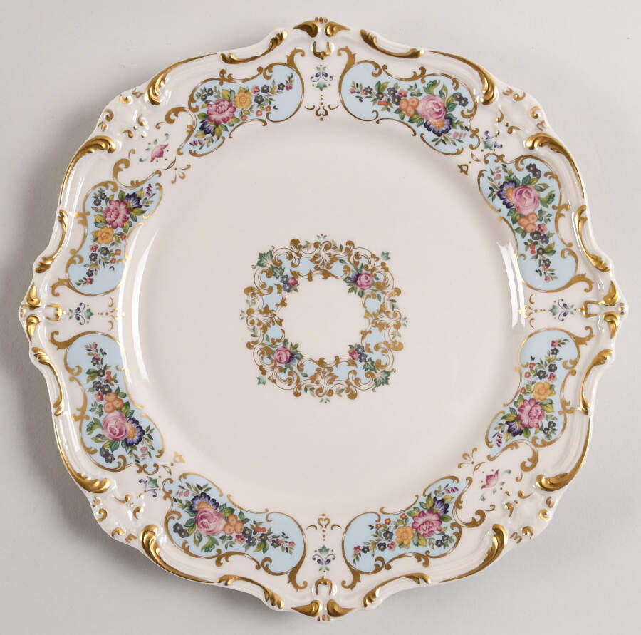 Chateau Chantilly Dinner Plate by Gorham-1