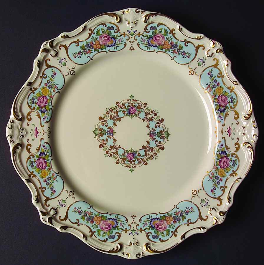 Chateau Chantilly Dinner Plate by Gorham-1