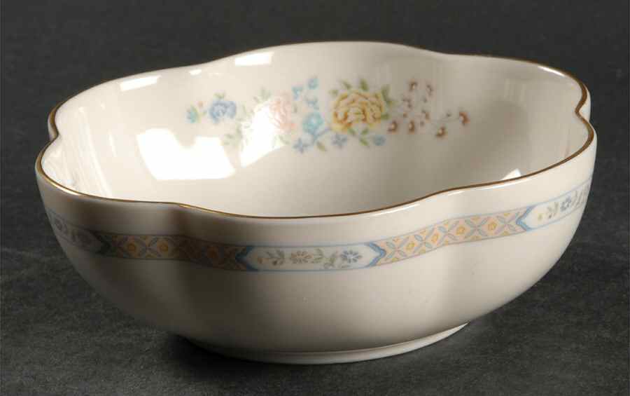 Cherrywood 5" Melon Bowl by Gorham-1