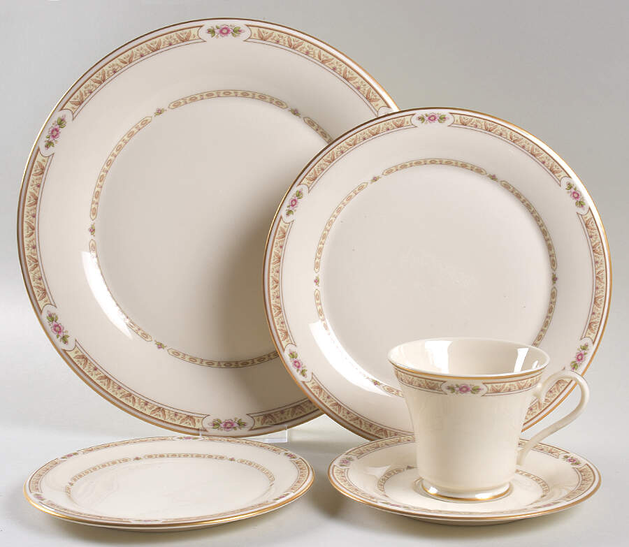 Chapel Hill 5 Piece Place Setting by Gorham-1