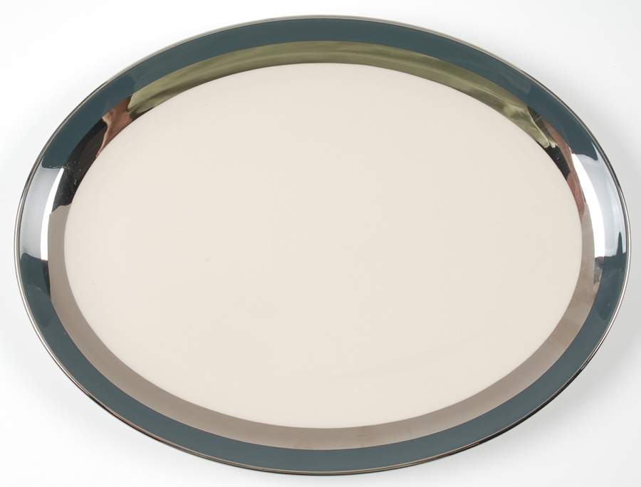 Contessa Black 13" Oval Serving Platter by Gorham-1