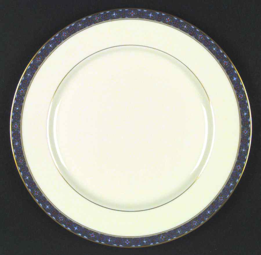 Delamere Dinner Plate by Gorham-1