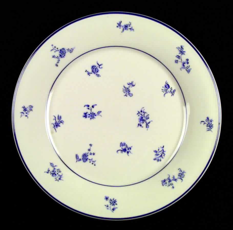 Fairfield Dinner Plate by Gorham-1