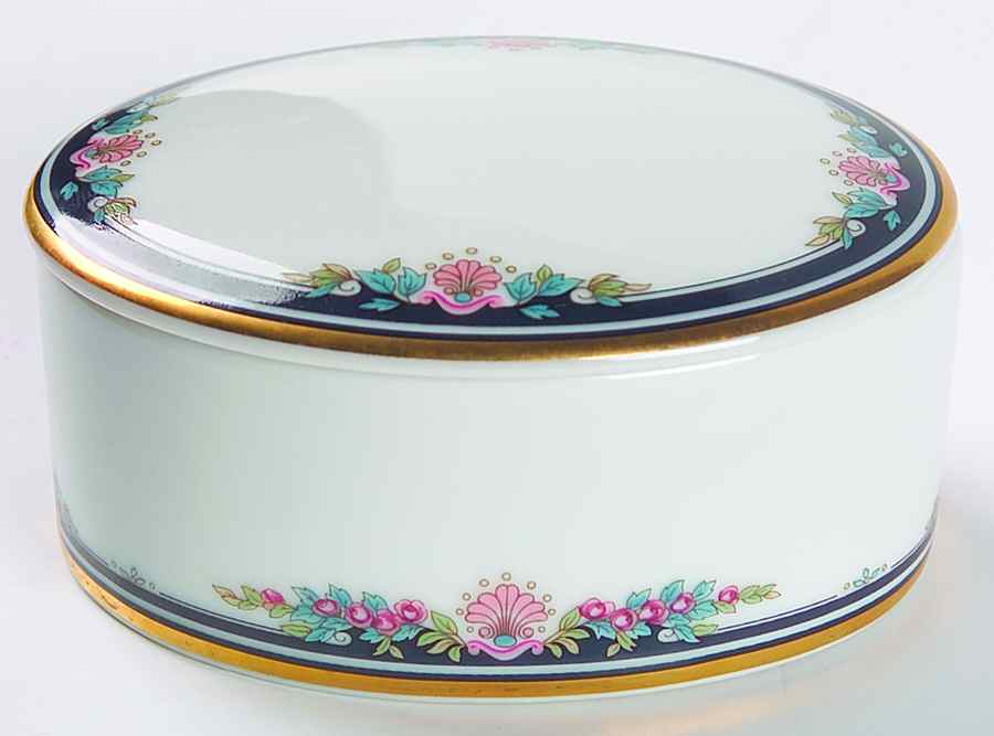 Gorham Chantilly Oval Box & Lid by Gorham-1