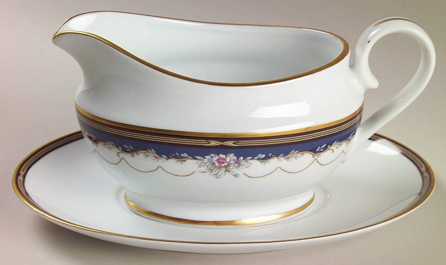 Golden Ribbon Edge Gravy Boat & Underplate by Gorham-1