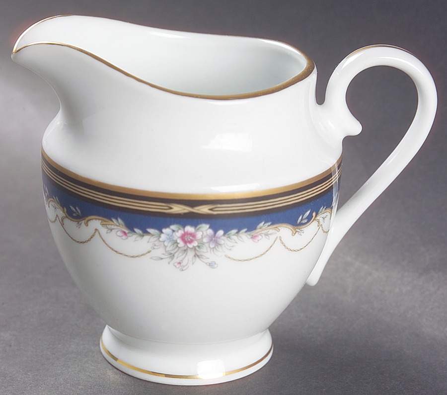 Golden Ribbon Edge Creamer by Gorham-1