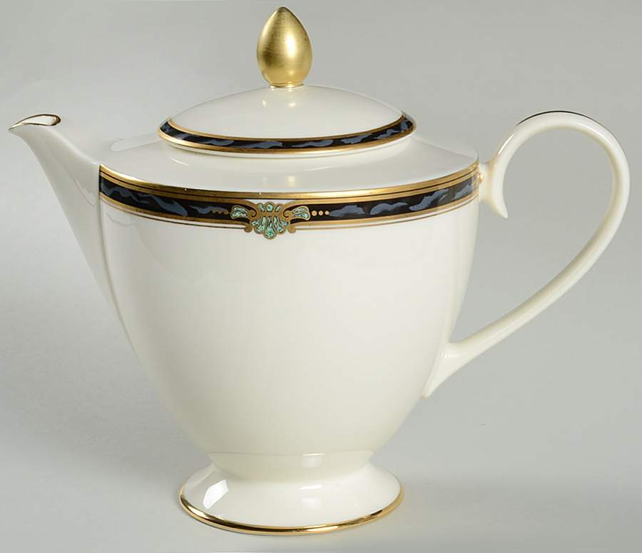 Huntington Coffee Pot & Lid by Gorham-1