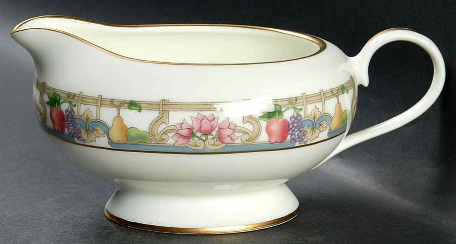 Jardiniere Gravy Boat by Gorham-1