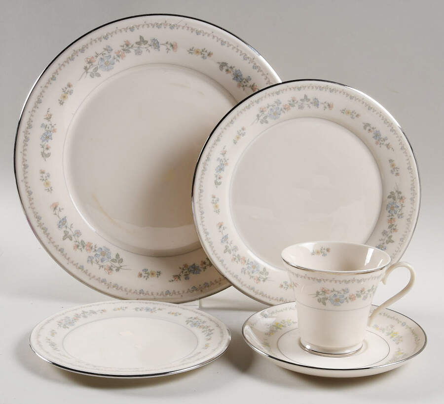 Juliana 5 Piece Place Setting by Gorham-1