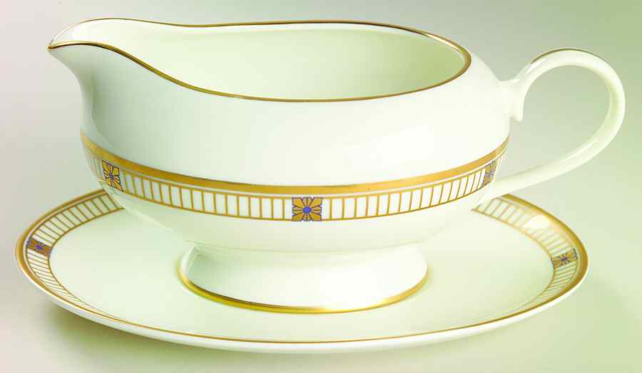 Kensington Gravy Boat & Underplate by Gorham-1