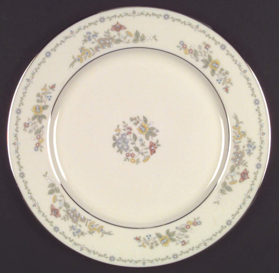 Lady Madison Dinner Plate by Gorham-1