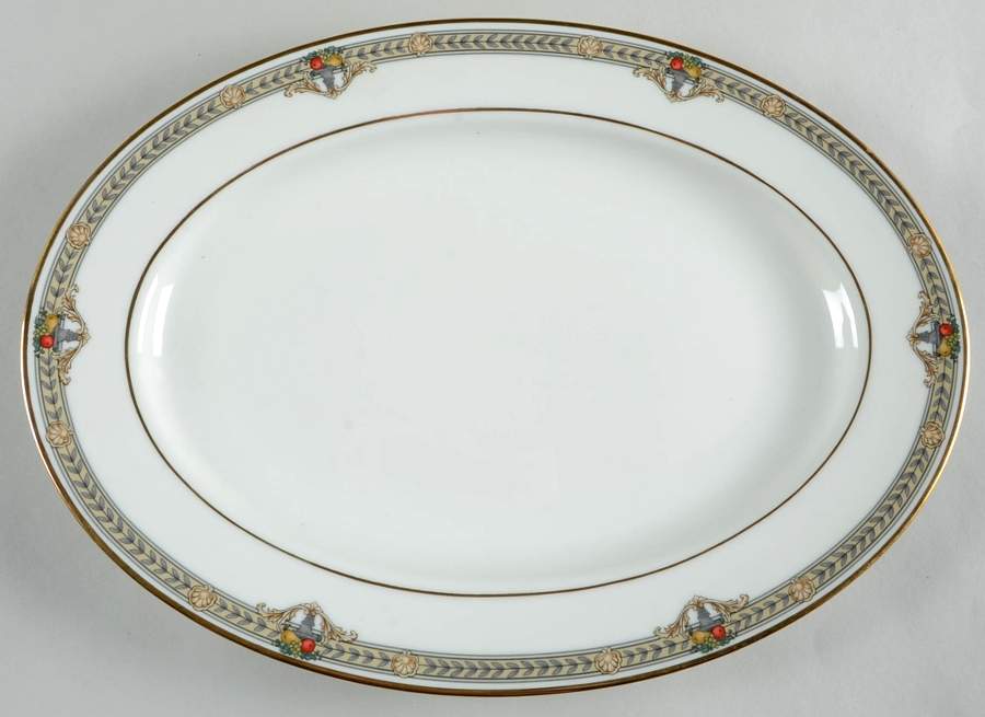 Laurel 14" Oval Serving Platter by Gorham-1