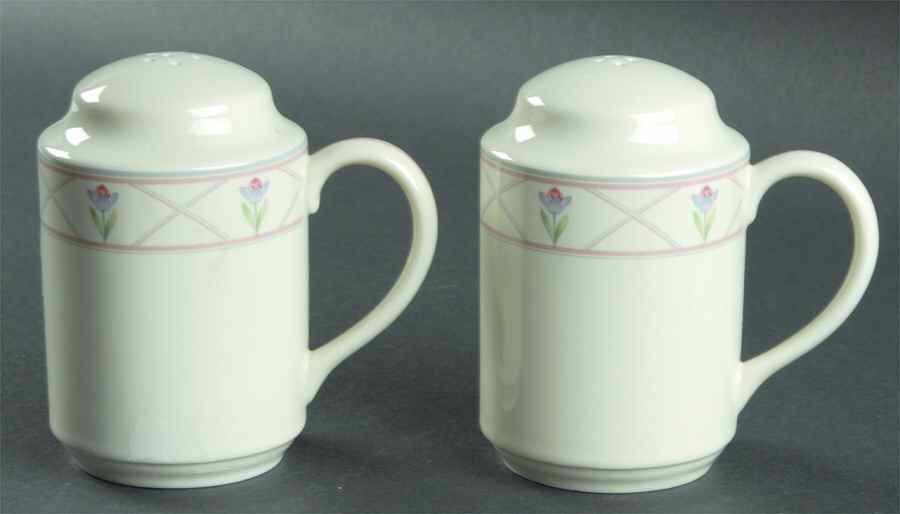 Lindsay Salt & Pepper Set by Gorham-1