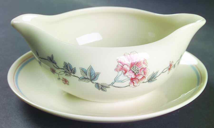 Longwood Gravy Boat with Attached Underplate by Gorham-1