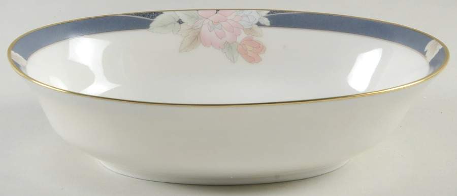 Mae Bloom 9" Oval Vegetable Bowl by Gorham-1