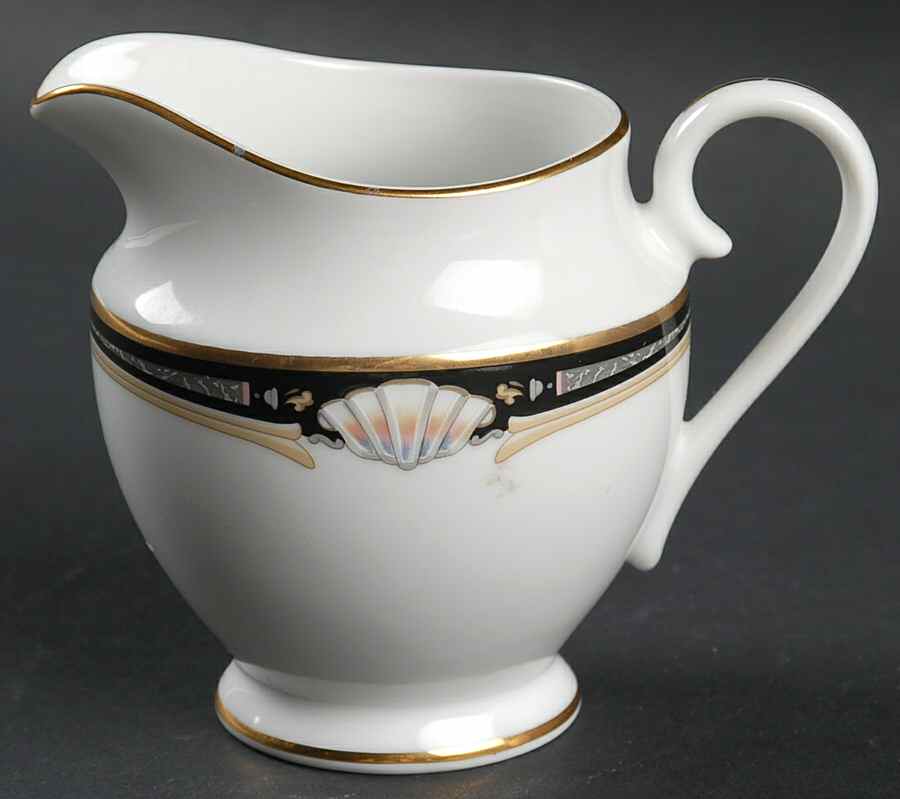 Newport Scroll Creamer by Gorham-1