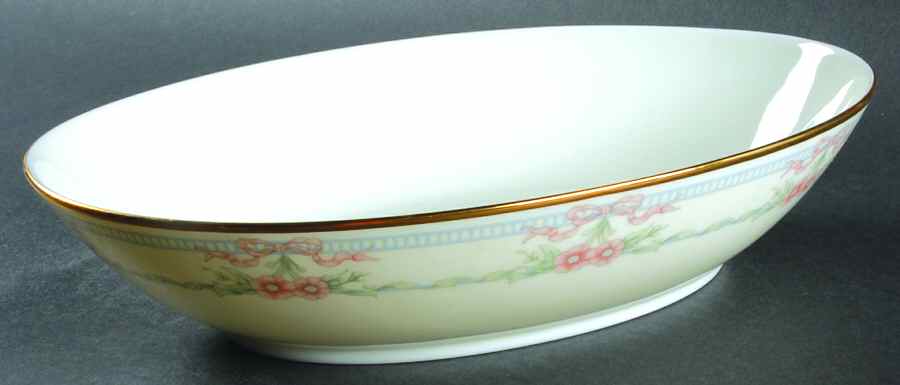 Parisienne 10" Oval Vegetable Bowl by Gorham-1