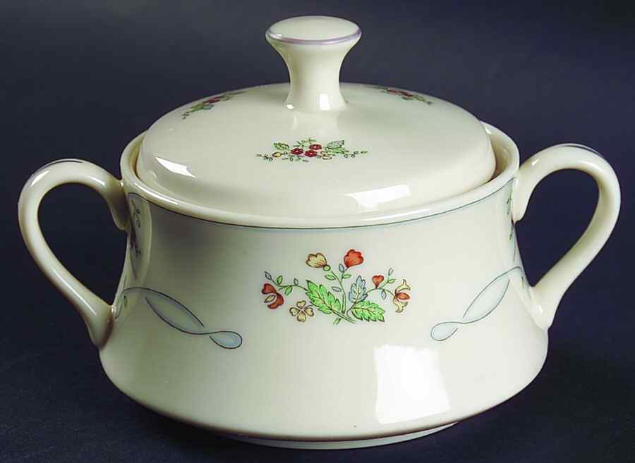 Ribbon Edge Sugar Bowl & Lid by Gorham-1