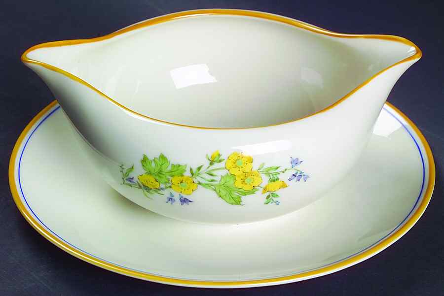 Royal Buttercup Gravy Boat with Attached Underplate by Gorham-1