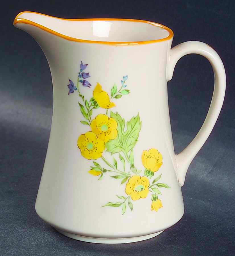 Royal Buttercup Creamer by Gorham-1