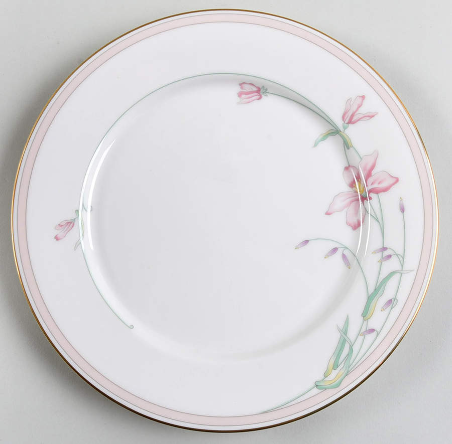 Silk Petal Dinner Plate by Gorham-1