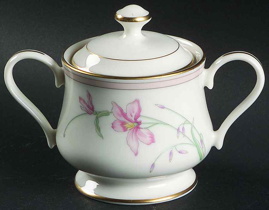 Silk Petal Sugar Bowl & Lid by Gorham-1