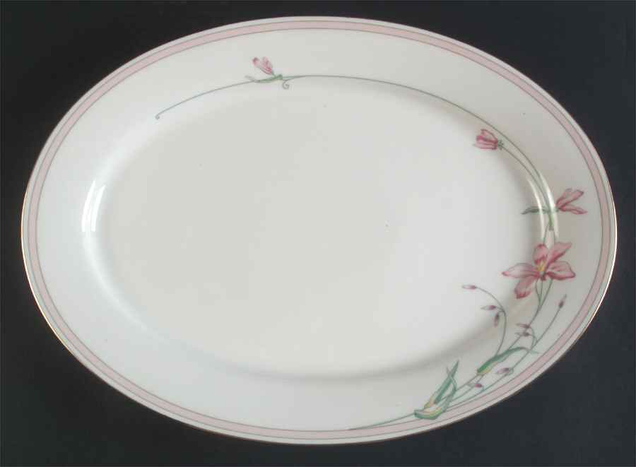 Silk Petal 16" Oval Serving Platter by Gorham-1