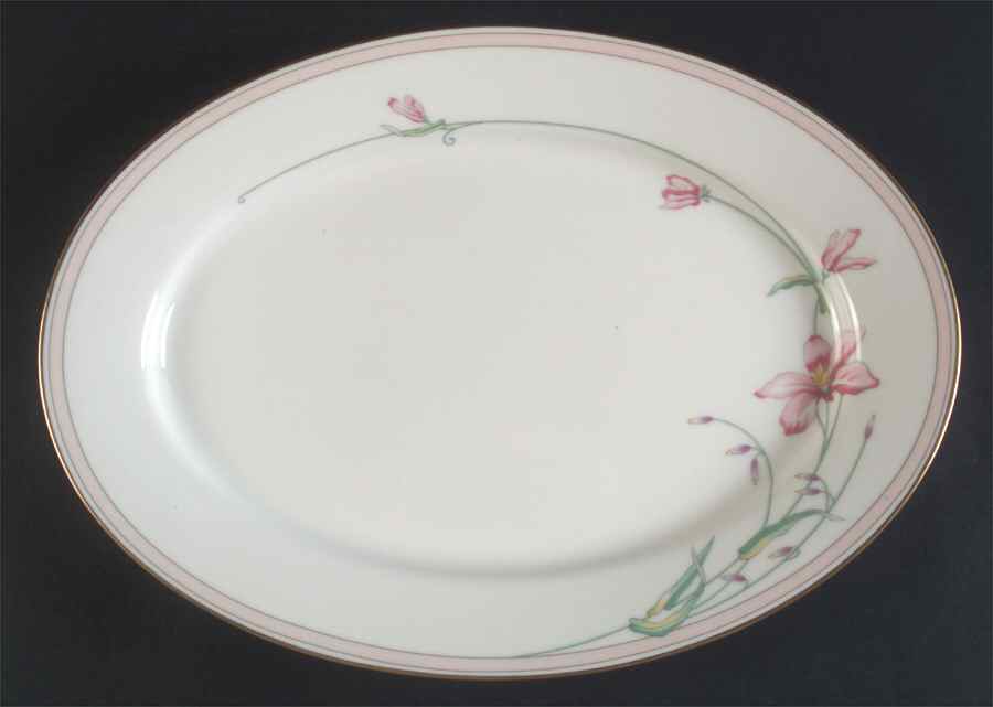Silk Petal 14" Oval Serving Platter by Gorham-1