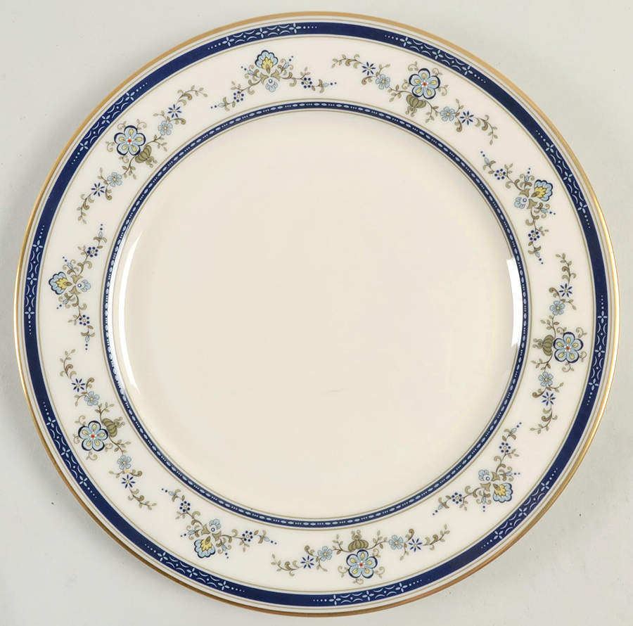 Spring Laurel Dinner Plate by Gorham-1