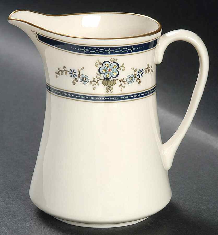 Spring Laurel Creamer by Gorham-1
