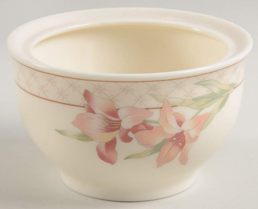 Trapunto Sugar Bowl No Lid by Gorham-1