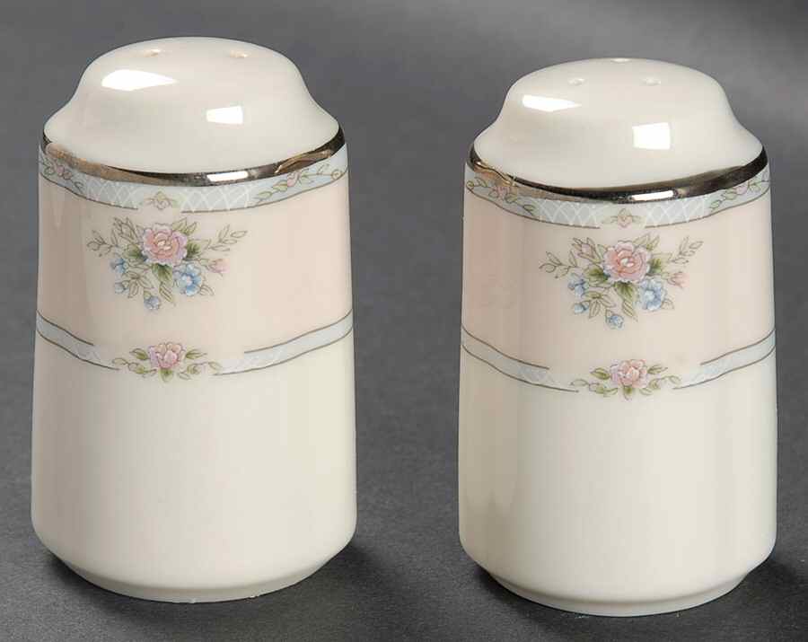 Weddington Salt & Pepper Set by Gorham-1