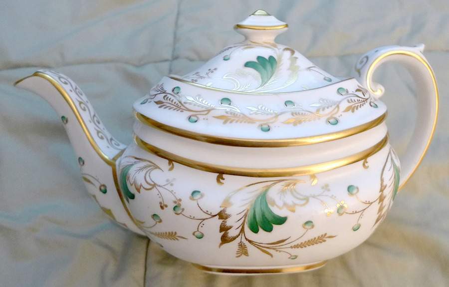 Emerald Teapot & Lid by Grosvenor-1