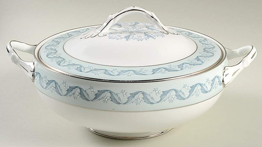 Lucerne Round Covered Vegetable by Grosvenor-1