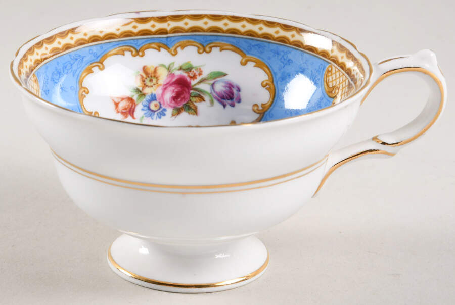 Rosamund Footed Cup by Grosvenor-1