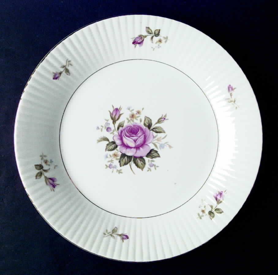 Victorian Rose Dinner Plate by Grantcrest-1