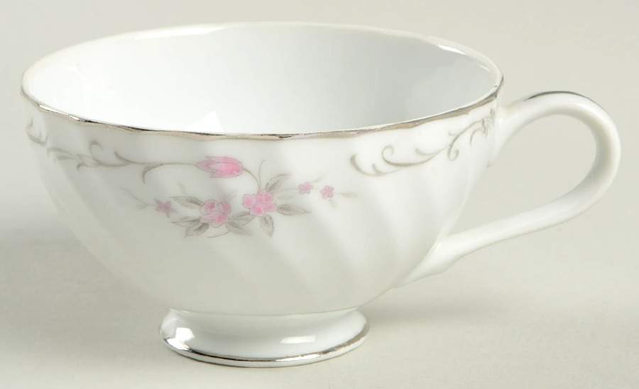 GST1 Footed Cup by Gold Standard-1