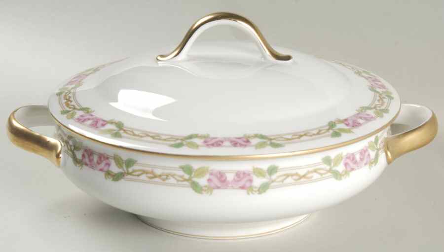 GUE1 Oval Covered Vegetable by WM Guerin-1