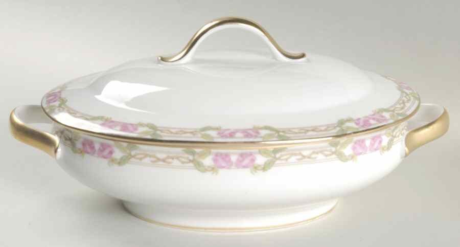 GUE1 Round Covered Vegetable by WM Guerin-1