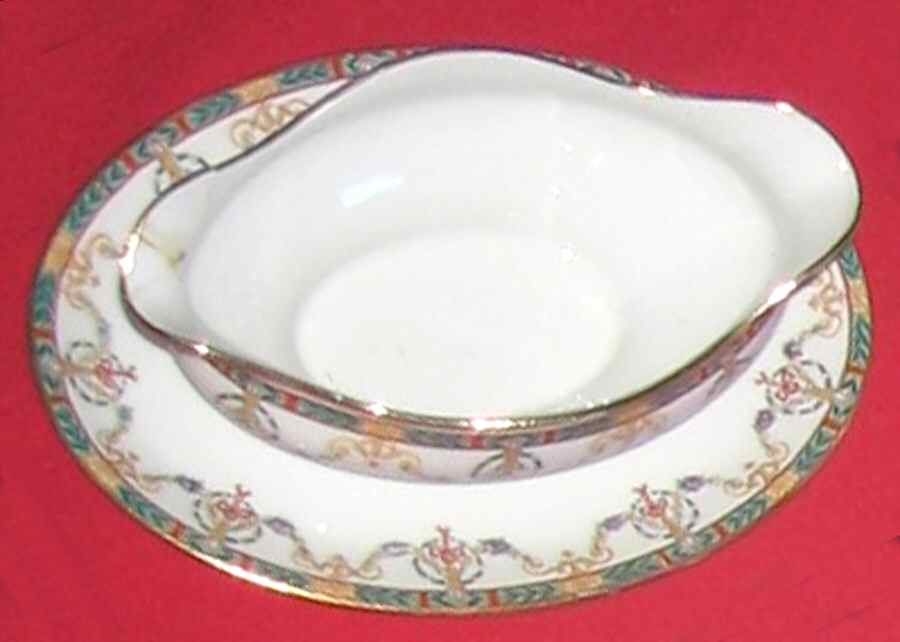 GUE102 Gravy Boat with Attached Underplate by WM Guerin-1